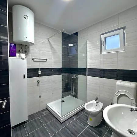 Amina شقة موستار